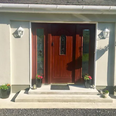 Tullyearl House * Donegal Town